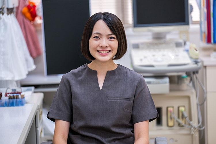 医師 越智友花